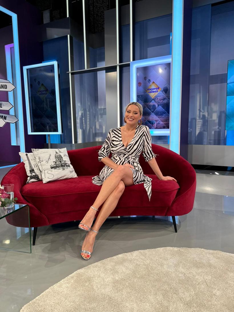 Laura Cosoi prezintă Vacanţă de vedetă, la Antena Stars 18885579