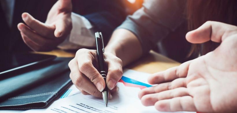 Parlamentarii Puterii vor termene reduse pentru soluționarea petițiilor. 10 zile, în loc de 30. Se invocă „era digitală” 18885441