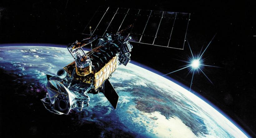 Avertisment: Satelit scăpat de sub control se îndreaptă spre Pământ!
