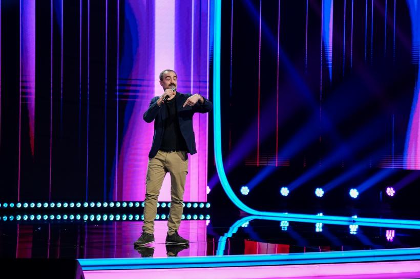 Concurent din Peru, moment senzațional de stand-up comedy pe scena iUmor. Cheloo, impresionat: „Este exact ce-mi place și e primul om care trebuie să ajungă în finală!’’ 18885790