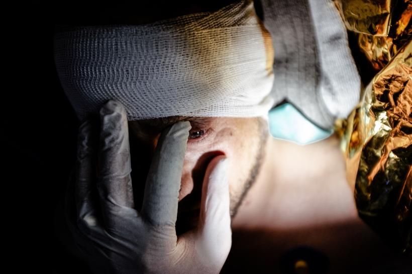 Se deschide expoziția de fotografie de război FRONT, cu Vadim Ghirda și Larisa Kalik, la Rezidența9 18885903