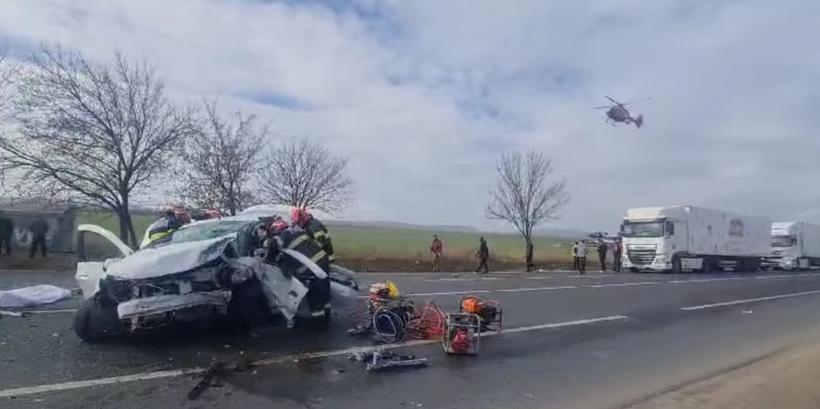 Accident în județul Buzău. O persoană a murit și alte patru au fost rănite