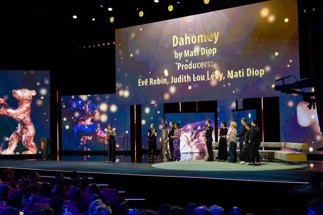 Marii câștigători de la Berlinala 2024: Actorul român Sebastian Stan a primit Ursul de Argint 18886468