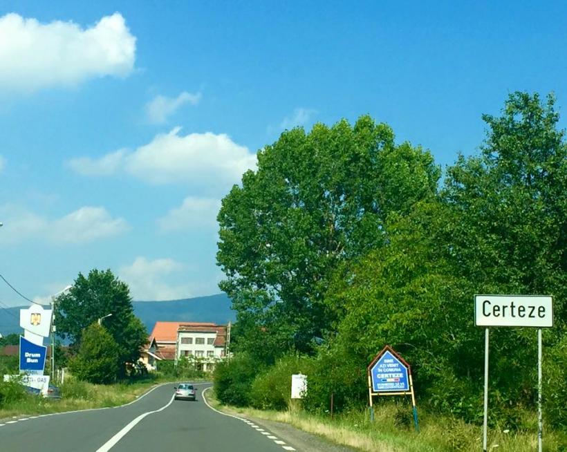 Cel mai bogat sat din România.  Aici doar săracii au Ferrari