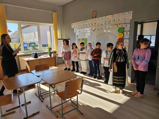 Nicolae Furdui Iancu a inaugurat Școala Primară și Grădinița din satul Balomiru de Câmp, renovate de Asociația BookLand 18886686