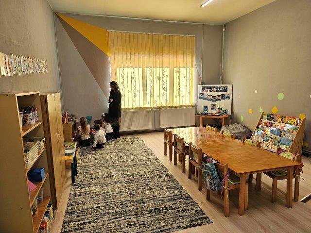 Nicolae Furdui Iancu a inaugurat Școala Primară și Grădinița din satul Balomiru de Câmp, renovate de Asociația BookLand 18886687