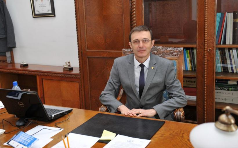 Ioan-Aurel Pop, președintele Academiei Române: n-ai carte, ai dictatori
