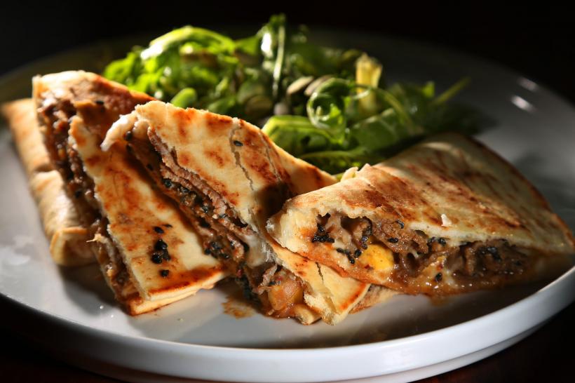 Bucătărie mexicană: quesadilla 18886998