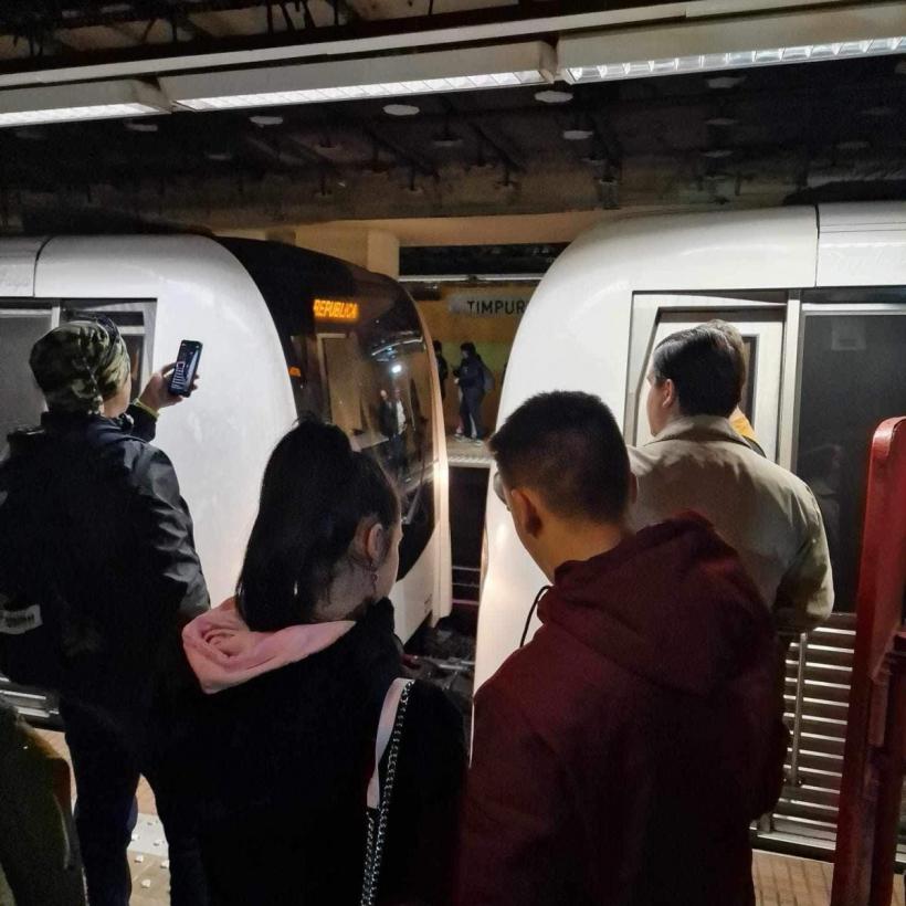Cauzele accidentului de la metrou: sindicatul arată spre Drulă. Trenuri vechi, șine neschimbate