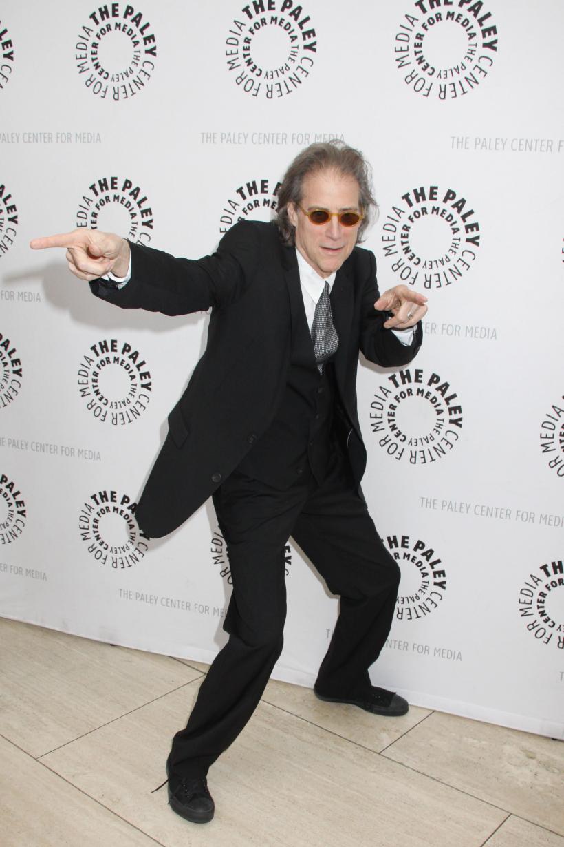 Celebrul actor și umorist Richard Lewis, cunoscut mai ales pentru rolul său din serialul Curb Your Enthusiasm, a murit la vârsta de 76 de ani 18887026