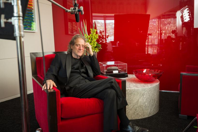 Celebrul actor și umorist Richard Lewis, cunoscut mai ales pentru rolul său din serialul Curb Your Enthusiasm, a murit la vârsta de 76 de ani 18887028