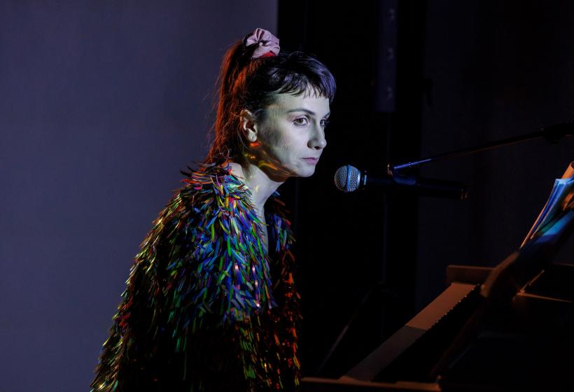 ADRENALINĂ - un spectacol ce explorează tema adicției contemporane în diferite forme  și cultura pop recentă –  PREMIERĂ PE ȚARĂ la Teatrul EXCELSIOR din București 18887200