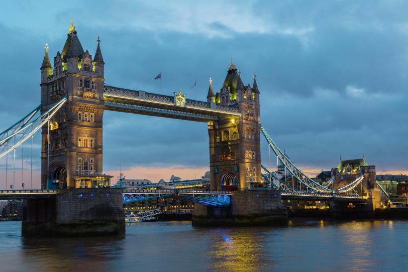 Cresc prețurile locuințelor din Marea Britanie, pentru prima dată în peste un an 18887425