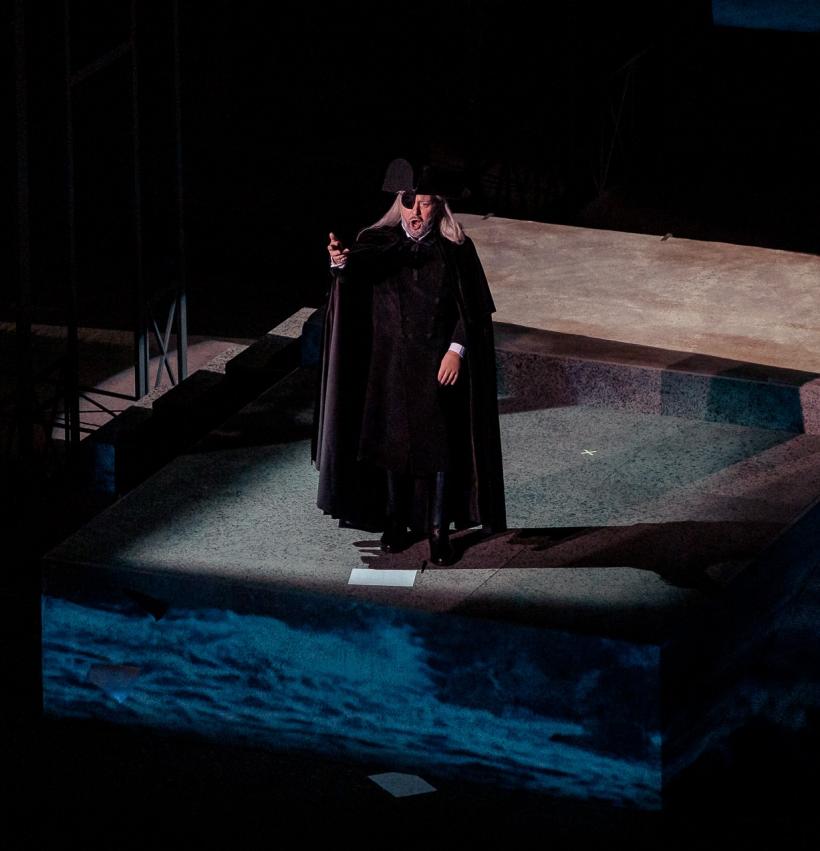 „Povestirile lui Hoffmann” - o fereastră către sufletul unui poet, înconjurat de întuneric și iluzii pierdute pe scena Operei Naționale București 18887673