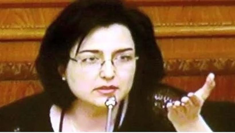 O judecătoare insistă să intre în Cartea Recordurilor: A fost dată afară din magistratură de cinci ori 18887965