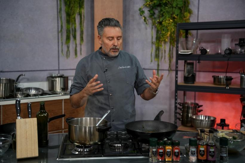 Alexandru Sautner, juratul Chefi la cuțite care a gătit pentru Michael Schumacher:  ”Am avut satisfacția de a vedea multe VIP-uri trecând pragul restaurantului meu” 18888279