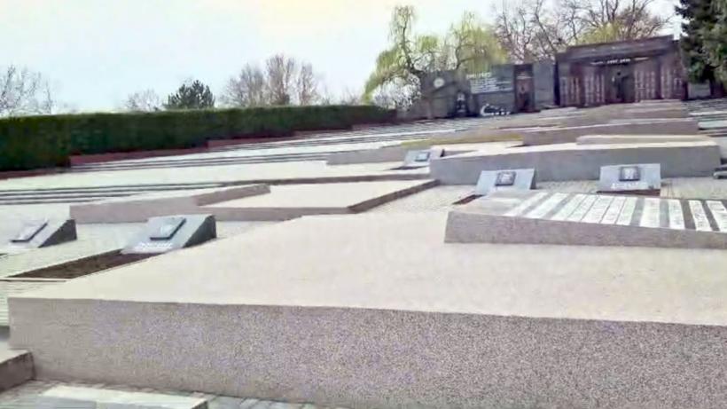 O zi în Imperiul Sovietic din Transnistria - soldați, blindate, eroi socialiști și sărăcie 18888328