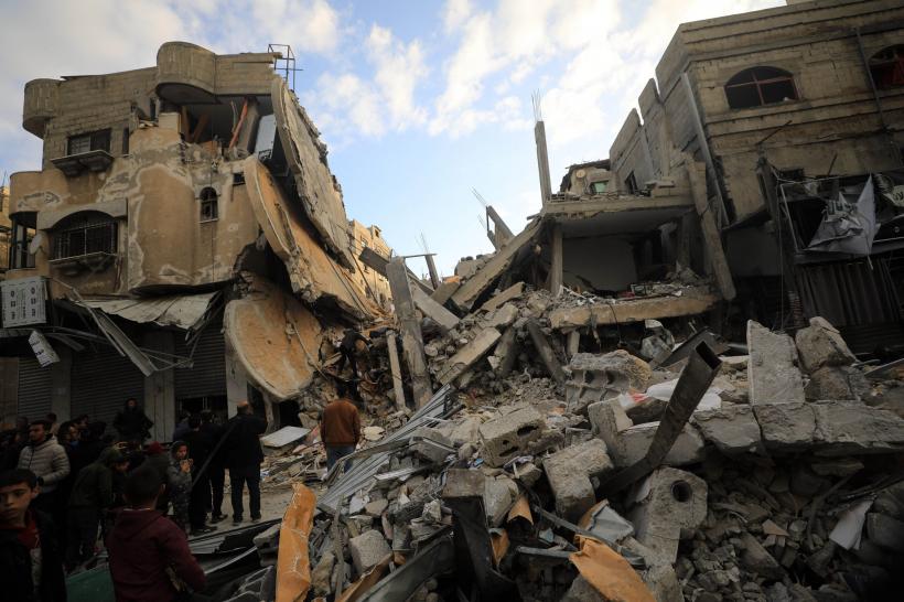 Armata SUA construiește un pod plutitor în Gaza. Vor fi asigurate două milioane de mese zilnic 18888665