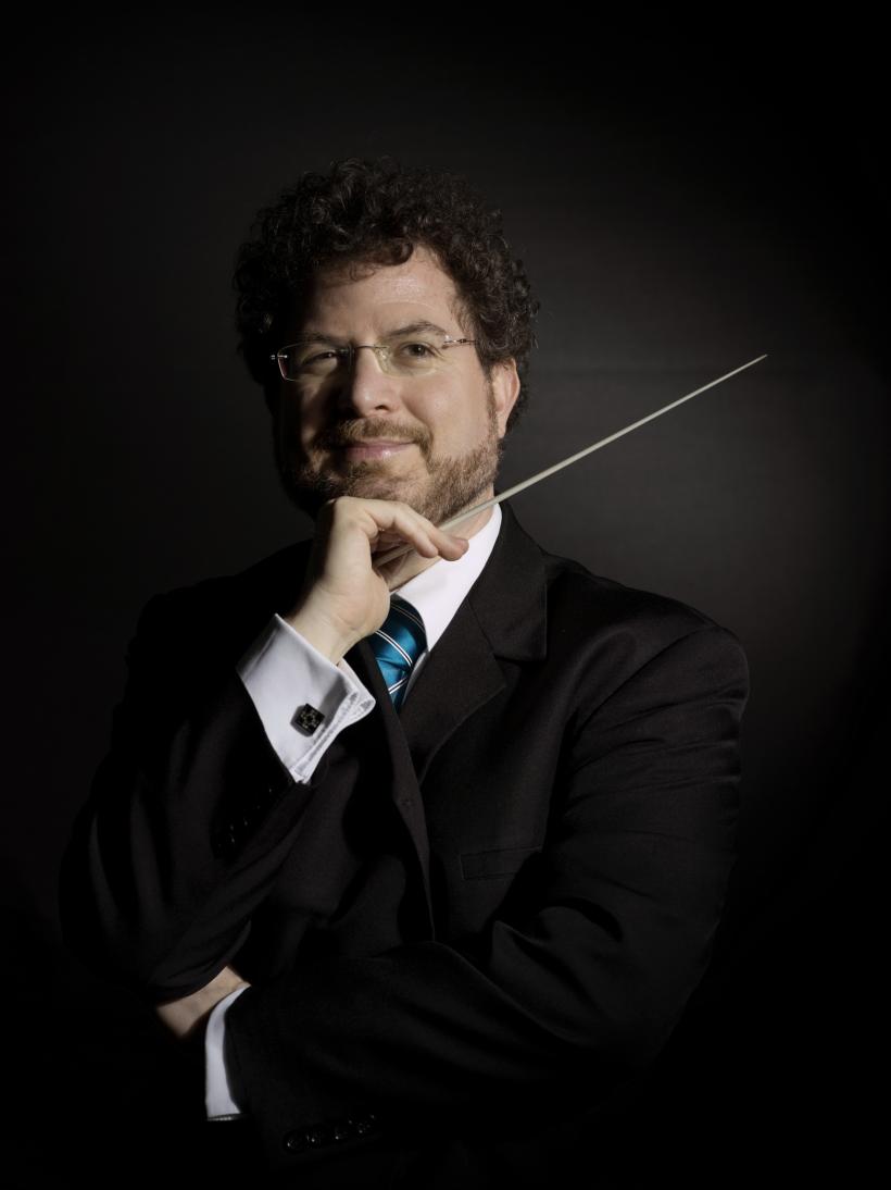 Violoncelistul Răzvan Suma cântă Haydn la Sala Radio 18888241