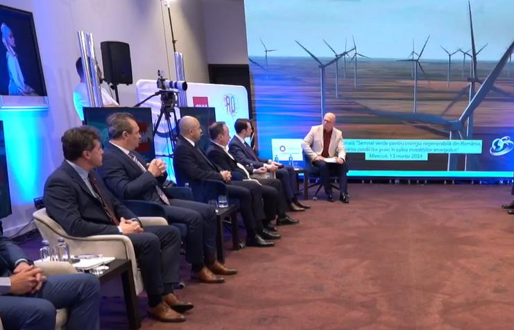 Conferinţa România Inteligentă: "Semnal verde pentru energia regenerabilă din România, eliminarea piedicilor puse în calea investițiilor energetice"  18889237