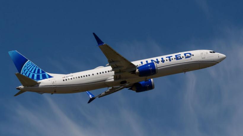 Un avion Boeing al United Airlines, cu un panou lipsă, a aterizat în siguranță în Oregon