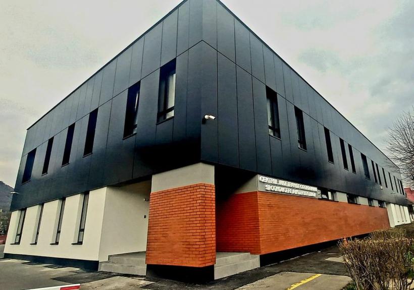 A fost dat în folosinţă Centrul Judeţean de Coordonare şi Conducere a Intervenţiilor 18889863