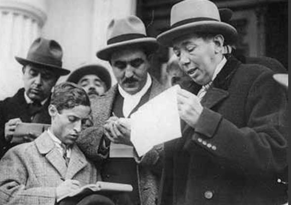 Nicolae Titulescu: o stea strălucitoare pe cerul diplomației române, străjer al dreptății și unității naționale 18890074