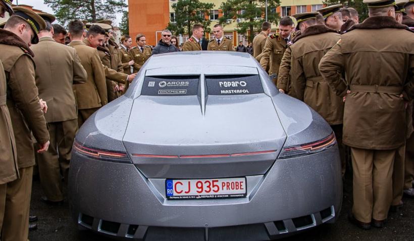 Premieră auto în România. Mașina electrică de lux a fost prezentată la Sibiu. Unde se fabrică și cât costă 18890079