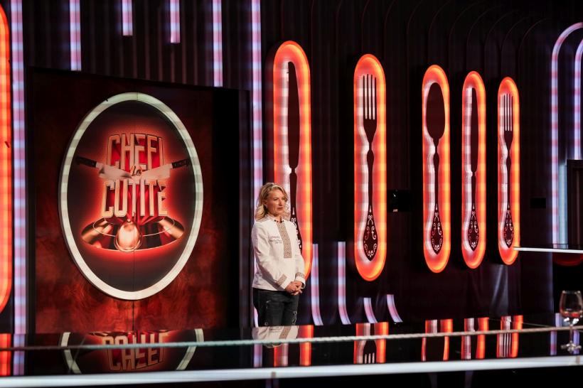 Chef Richard Abou Zaki, primul jurat care a dat cuțitul de aur în noul sezon Chefi la cuțite. Chef Orlando Zaharia, învingător în lupta pentru amuleta de aseară 18890607