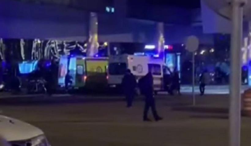 Focuri de armă într-un mall de la periferia Moscovei. Zeci de persoane au murit și sute au fost rănite 18890850