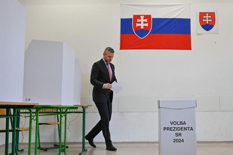 Pellegrini şi Korcok, în turul al doilea al prezidenţialelor din Slovacia