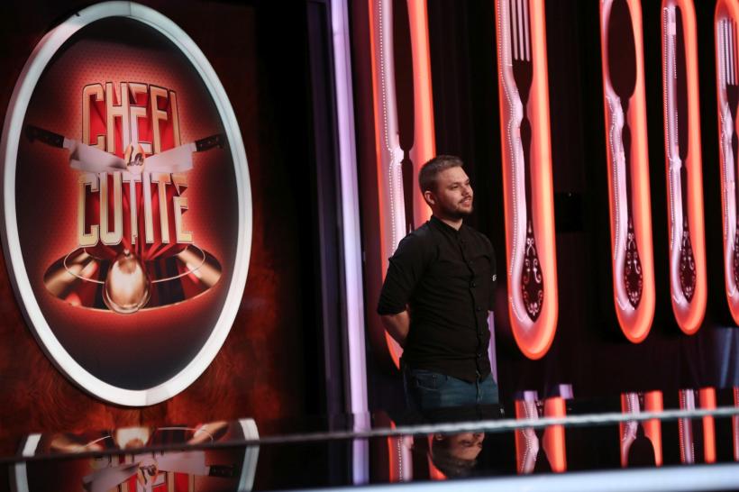 Provocarea celei de-a patra amulete, la Chefi la cuțite: jurații gătesc cu 13 ingrediente. Chef Richard: ”Voi face una dintre cele mai complicate rețete cu care am lucrat” 18891154