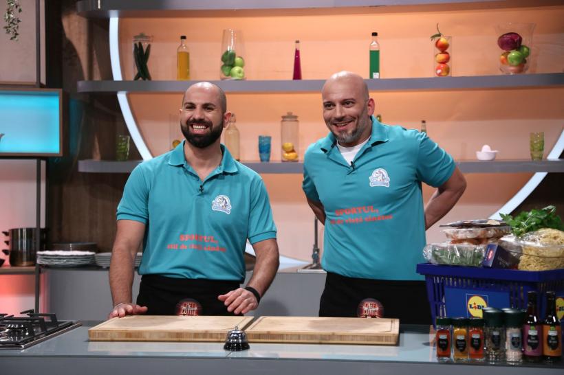 Provocarea celei de-a patra amulete, la Chefi la cuțite: jurații gătesc cu 13 ingrediente. Chef Richard: ”Voi face una dintre cele mai complicate rețete cu care am lucrat” 18891155
