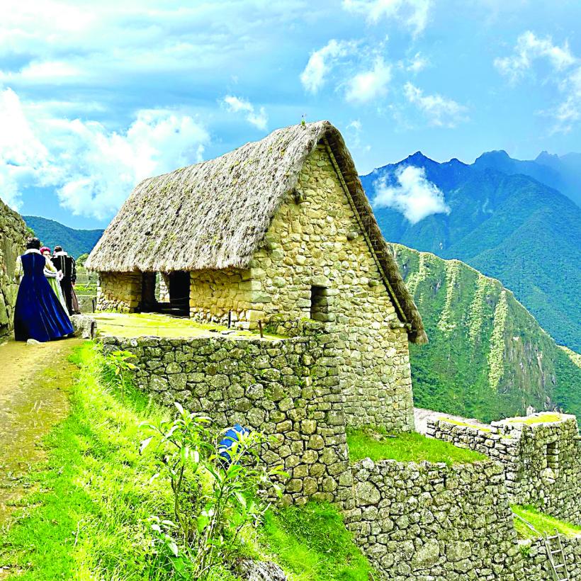 Recital românesc de excepție în sanctuarul sacru al incașilor. Corul Madrigal a încântat Machu Picchu 18891686
