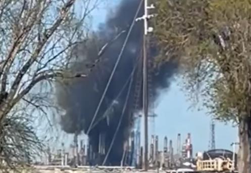 Explozie și fum dens la Rafinăria Petromidia din Năvodari
