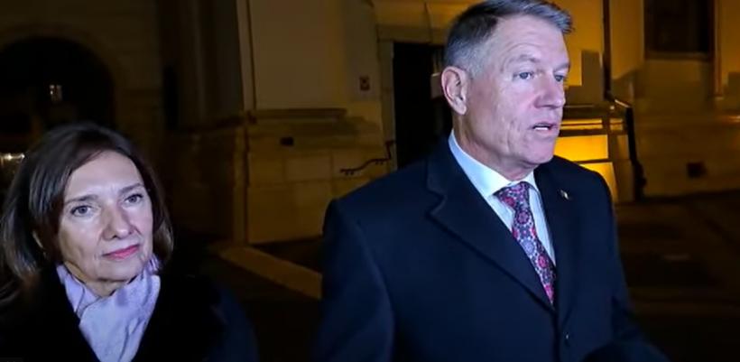 Președintele Klaus Iohannis și soția sa, Carmen, participă la Liturghia de Paști, la Sibiu 18892052