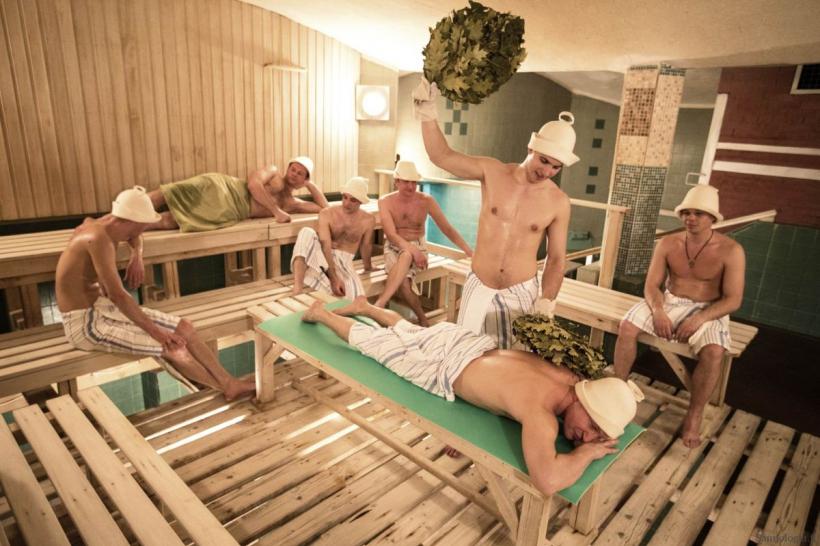 Finlandezii apelează la arta nudă a „diplomației de saună” pentru a scăpa de spionii ruși