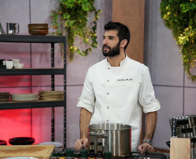 Jurații Chefi la cuțite, suprinși de povestea unui concurent care vrea să scrie istorie în gastronomia românească: ”Visul meu e să iau cel puțin o stea Michelin” 18892193