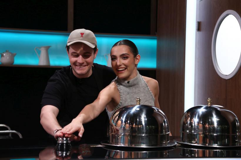 Chef Sautner a câștigat o nouă amuletă la Chefi la cuțite. Diseară, Aris și Alexia Eram vor să-i impresioneze pe jurați cu o rețetă din bucătăria franceză 18892592