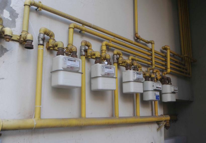 România, în Top 10 cele mai mari prețuri la energie din UE, în ciuda plafonărilor. Românii, împinși în sărăcie energetică de consumurile mari și veniturile prea mici 18892645