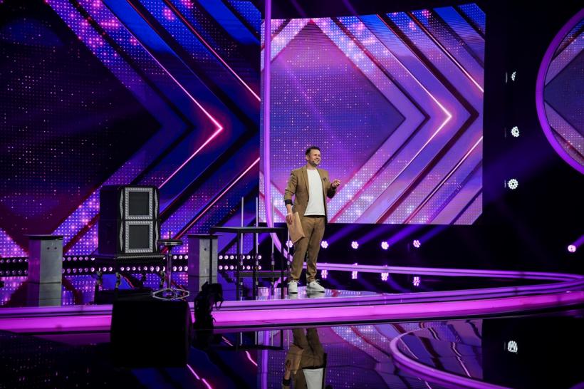 Magicianul Robert Tudor, super show de magie pe scena iUmor, duminică, ora 20:00, la Antena 1. Cosmin Natanticu: „Nu se poate așa ceva, o sa creadă lumea că ne-am vorbit!” 18892852