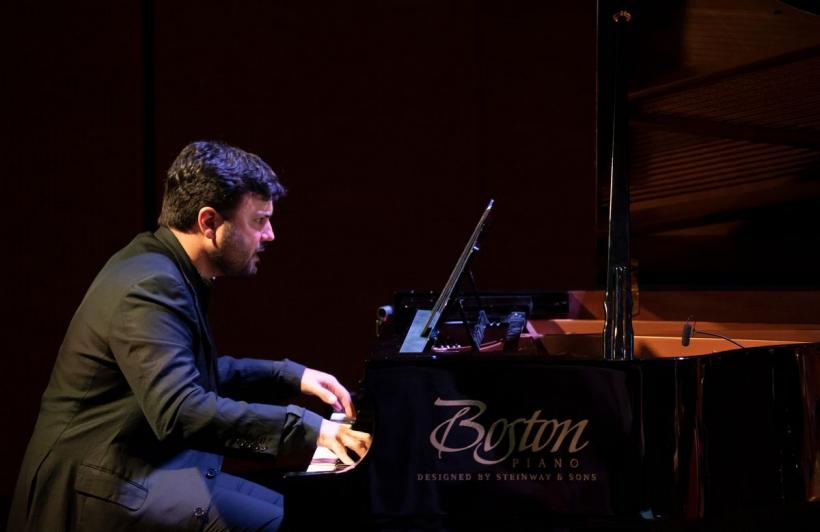 ANALIA SELIS prezintă:  „TANGO AUTÉNTICO” - TURNEU NAȚIONAL ANIVERSAR. 20 de ani de carieră artistică și 10 ani de tango 18892883