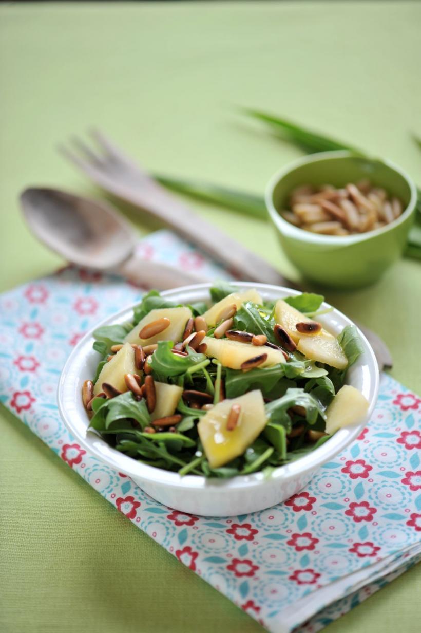 Mere și pere în salate delicioase 18893577