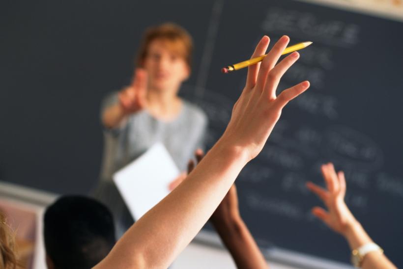 Prefectură: Elevii sunt de acord cu introducerea unor măsuri de prevenție în școlile din București
