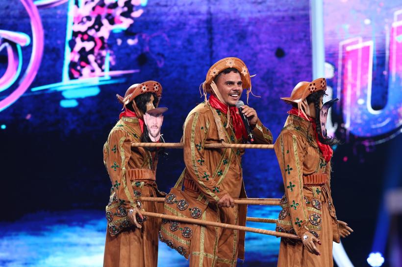 Un brazilian surprinde cu o reprezentație spectaculoasă de jonglerie, duminică, de la ora 20.00, la iUmor. „Am locuit pe străzile din Brazilia mai bine de 15 ani!” 18893828