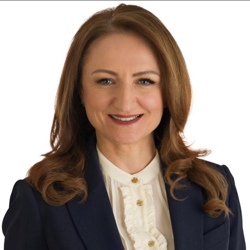 Vicepreședintele PNL Daniela Cîmpean candidează pentru al treilea mandat la șefia CJ Sibiu 18894096