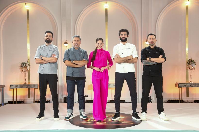 Diseară, la Chefi la cuțite începe bootcampul sezonul 13: concurenții se confruntă cu presiunea celei dintâi probe eliminatorii 18894463