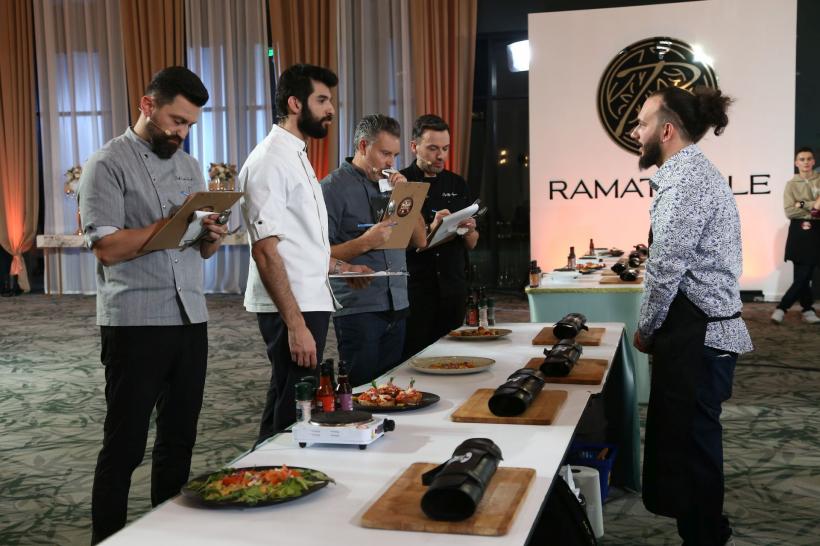 Jurații Chefi la cuțite își alcătuiesc diseară echipele  cu care luptă pentru marele trofeu al sezonului 18894635