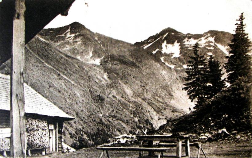 Extraordinara poveste a cabanei Negoiu, prima cabană montană construită în România, în anul 1880 18894737