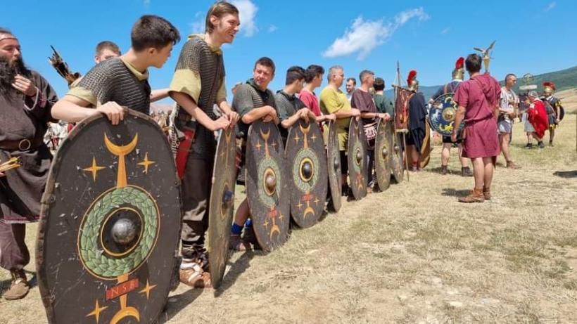 Se deschide sezonul turistic la Alba Iulia: Spectacole de reenactment istoric în Cetate